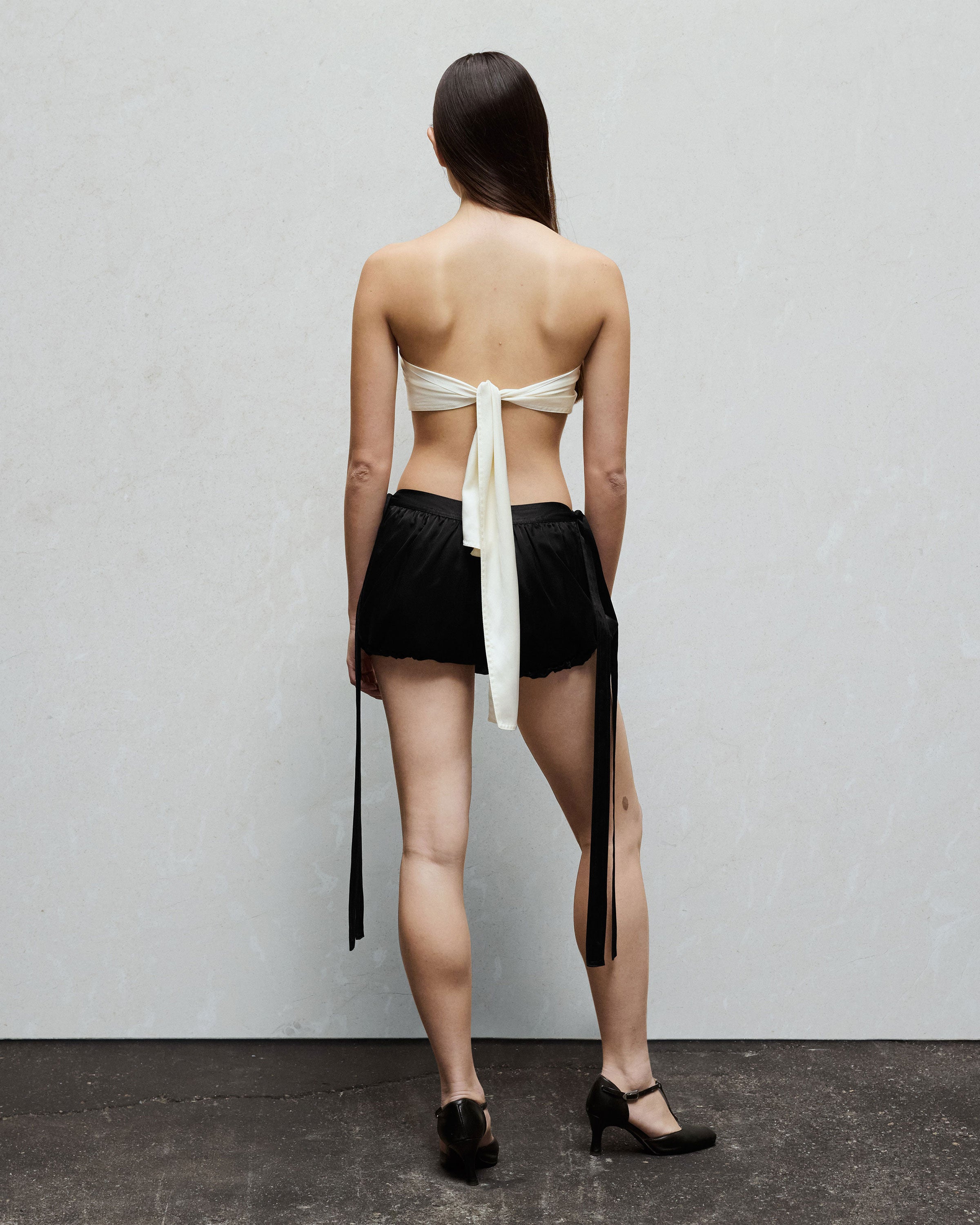 Bloomers 01